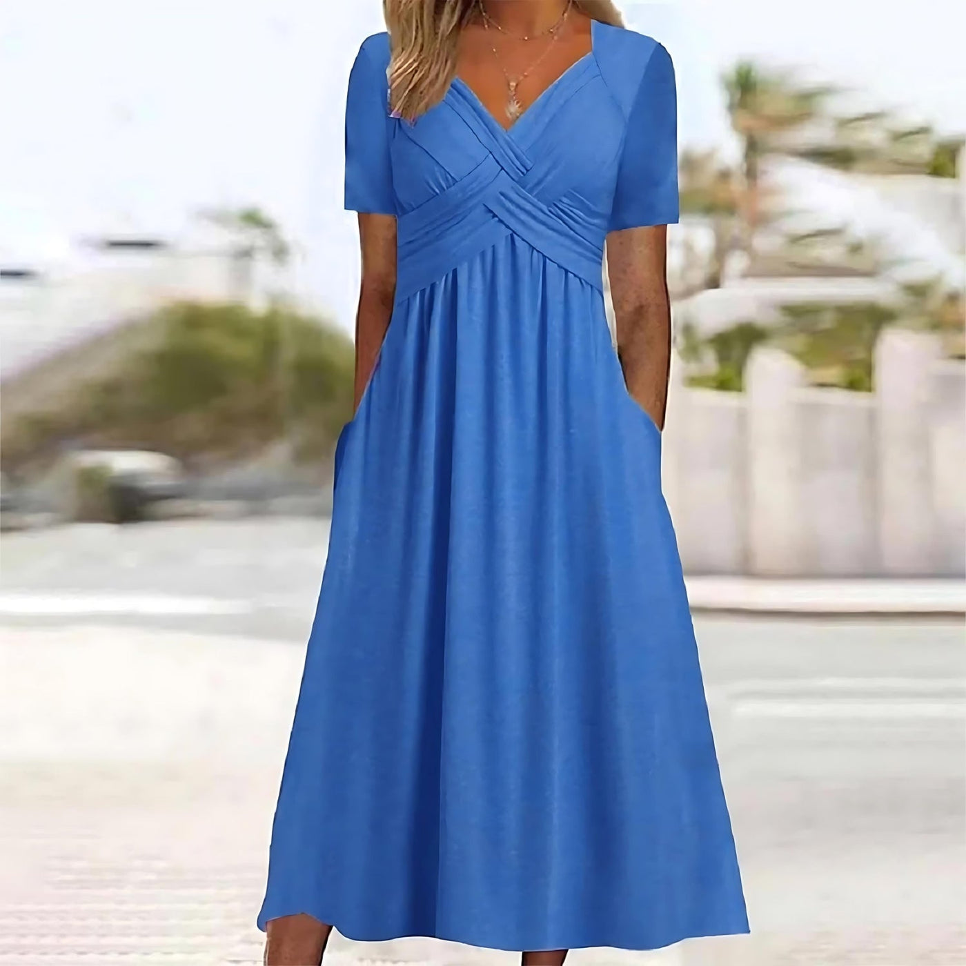 Seraphine | Elegant Midi Dress with Flattering Waist Coverage