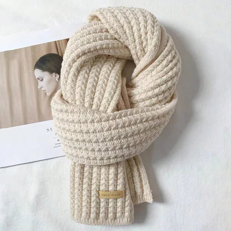 Donna | Knitted Scarf 1+1 FREE